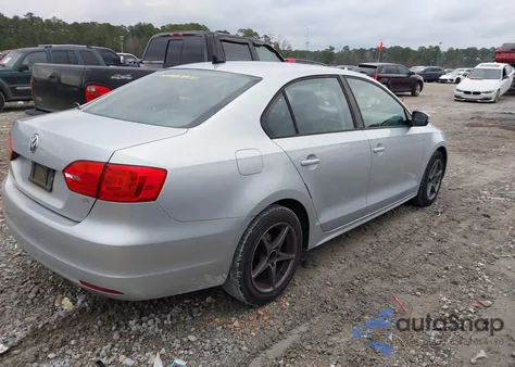 2014 Volkswagen Jetta 1.8T Se from USA, damaged, VIN 3VWD17AJ5EM246865